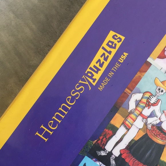 Dia De Los Muertos 1000 Piece Puzzle NWT Hennessy Puzzles 19.25x26.75” - Picture 4 of 16